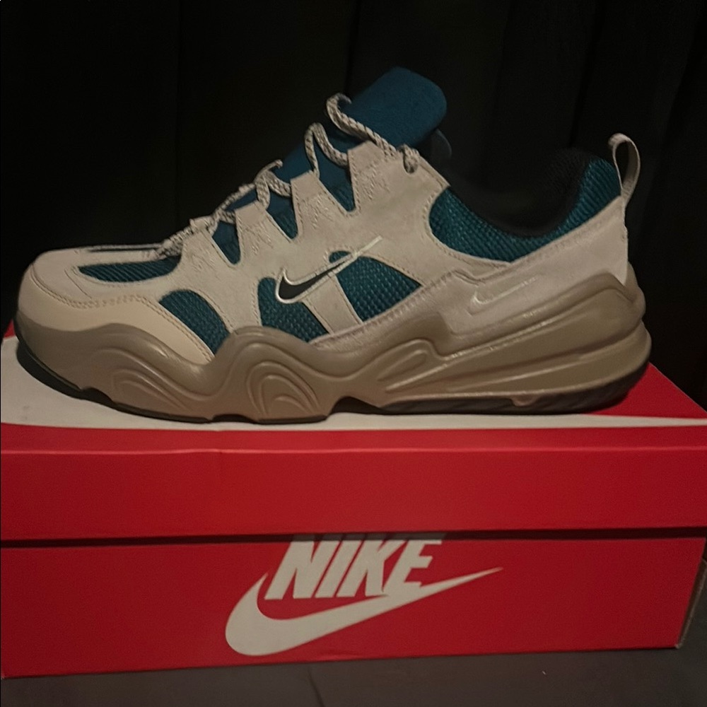 Nike Men's Nike Tech Hera